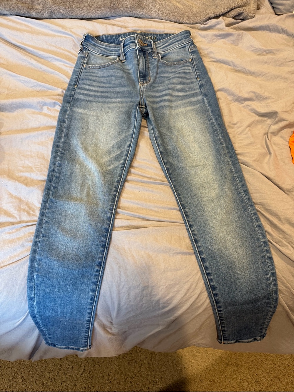 American Eagle Outfitters Light Blue Skinny Jeans